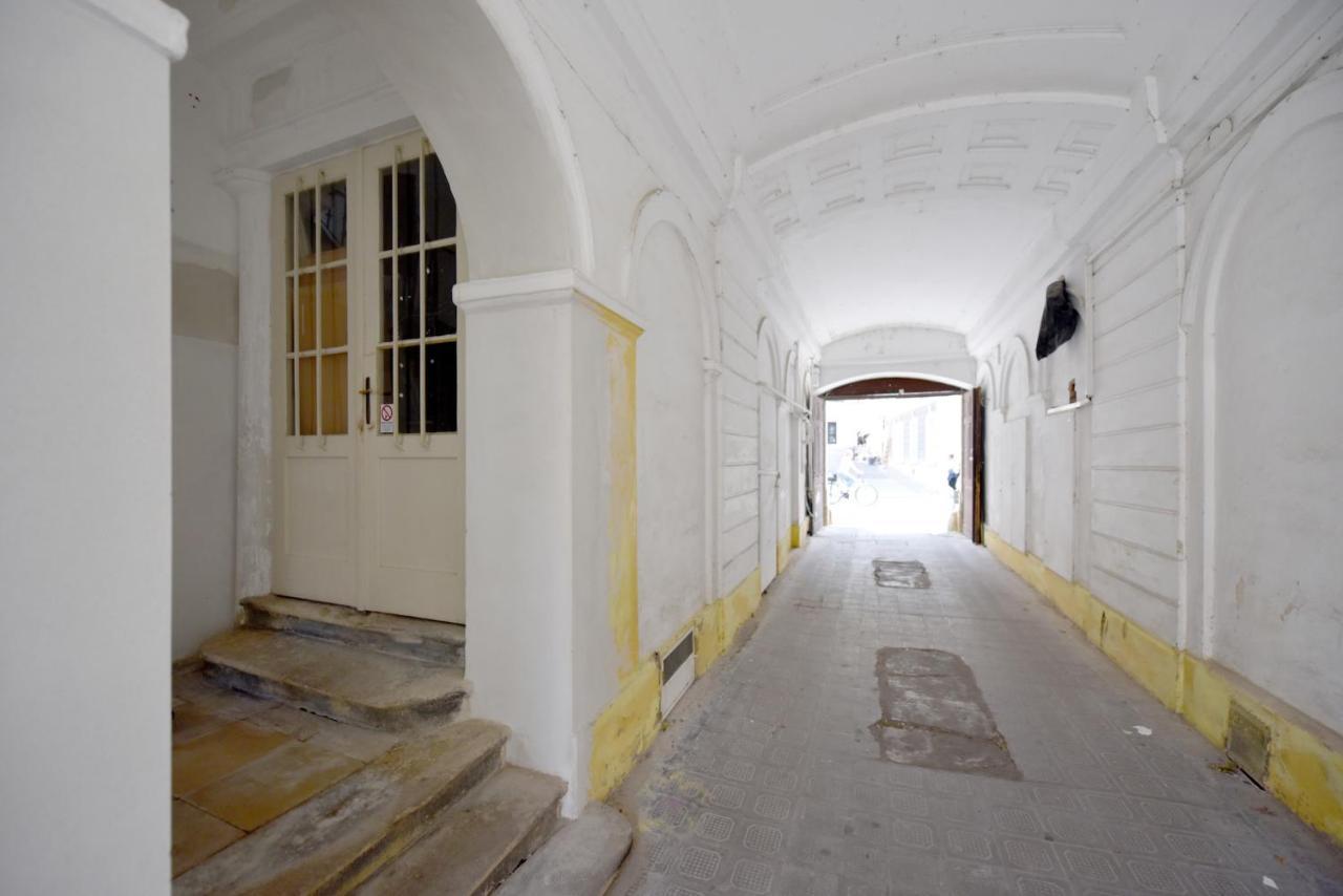 Apartman S Balkonom Trenčín المظهر الخارجي الصورة